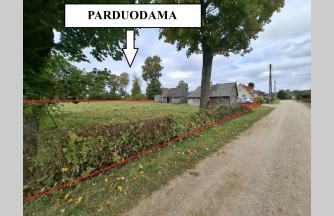 525, NAMŲ VALDOS SKLYPAS SU JAME ESANČIAIS SENAIS STATINIAIS TRYŠKIŲ MIESTELYJE, TELŠIŲ RAJONE