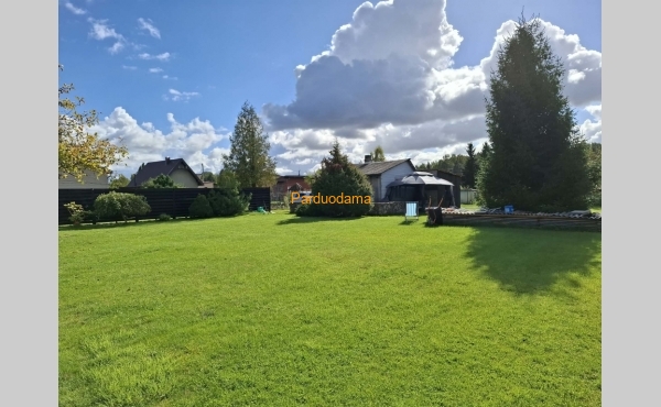 PARDUODAMAS SODAS (SODO NAMELIS SU 12,3 ARAIS ŽEMĖS SKLYPU), SODŲ BENDRIJOJE „ŠILAS“, MAŽEIKIŲ RAJONE (šalia Mažeikių miesto)!   